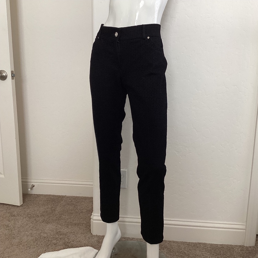 Verve, NWOT, sz 10, cross-whale pattern corduroy, black, rhinestones in buttons
